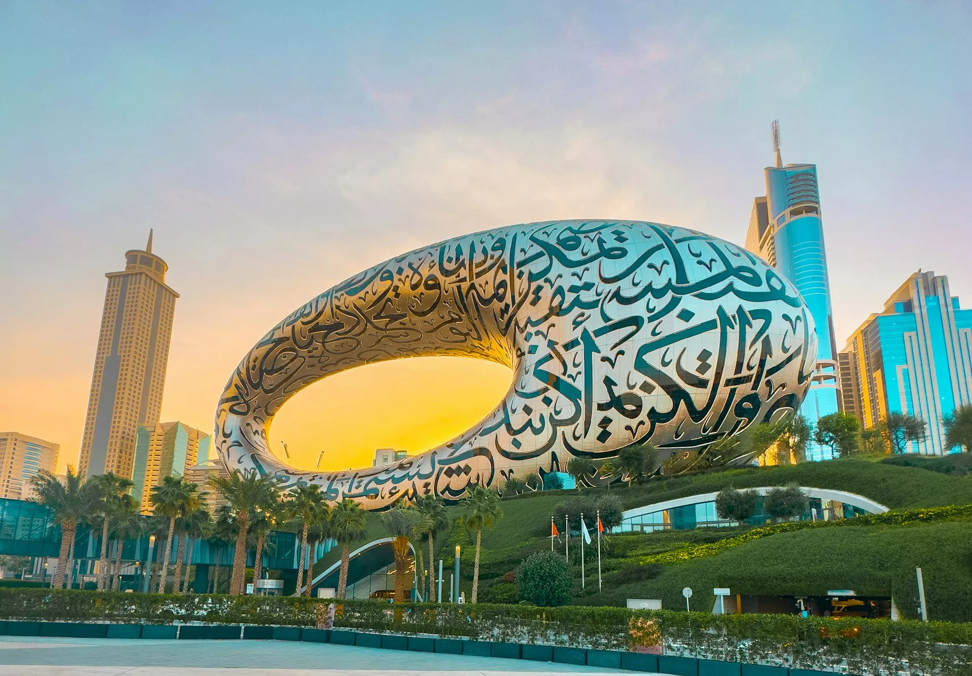 Dubai on Repeat: Desert Days, Neon Nights — 0